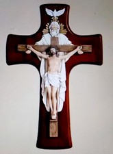 CHRIST & 3 TRINITY'S WOOD