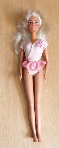 Vintage hasbro sindy - sindy, ballerina