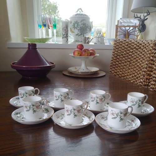 Set crown staffordshire - set,