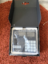 Native Instruments MK3 Control