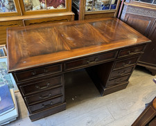 Mahogany Double Pedestal Desk 4ft x 2ft