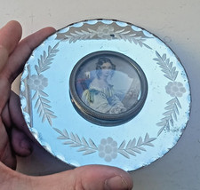 Vintage Regency Style Framed