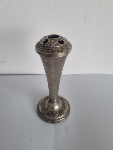 Vintage bud vase - bud,