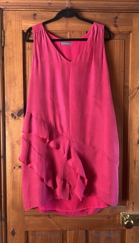 Beautiful size fuscia pink - beautiful,