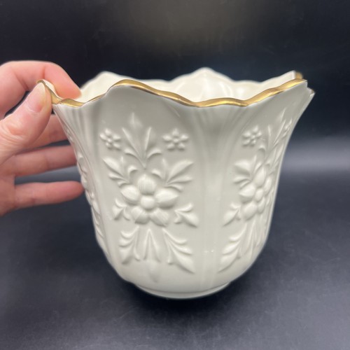 Vintage aynsley camellia - vintage, white