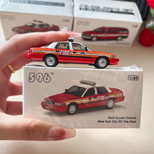 596 model 1:64 Red Ford CV