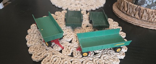 Britains farm toys bundle - toys,