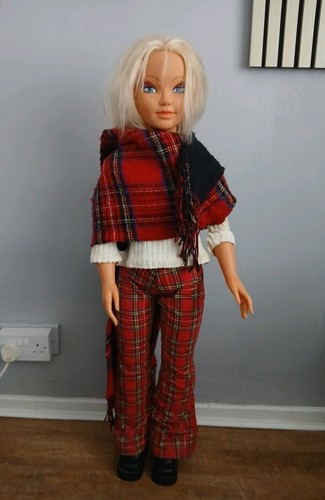 Vintage walking doll original - walking, doll.