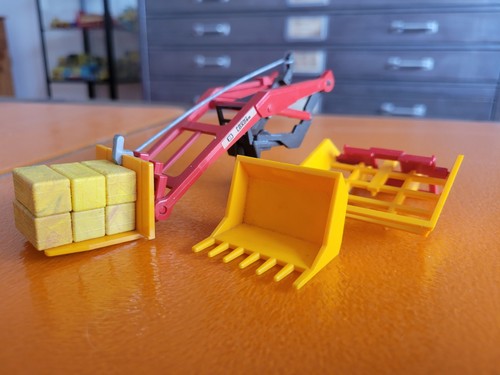 Britains 9574 front - no.9574, loader