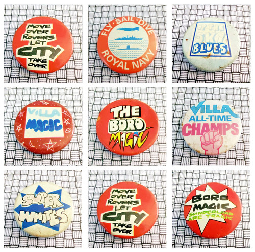 Vintage button badges 36mm - vintage,