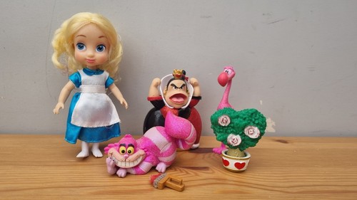 Disney mini animator - animator, doll