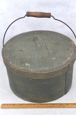 antique pantry box  green old paint  handle /lid 11.5x6.5 original 19th 1800