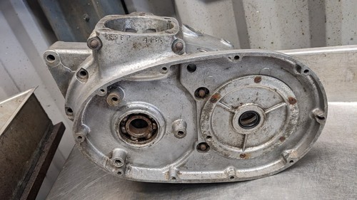 Bsa b40 crankcases engine - bsa,