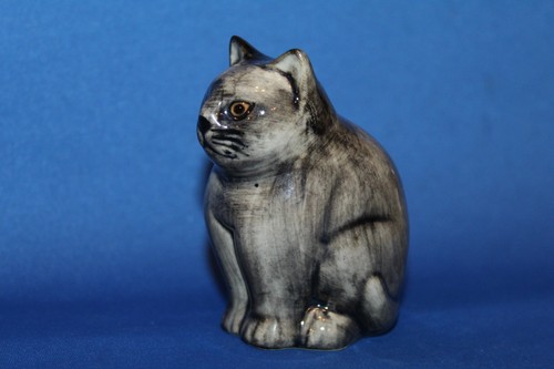 Quail ceramic cat - ceramic, figure