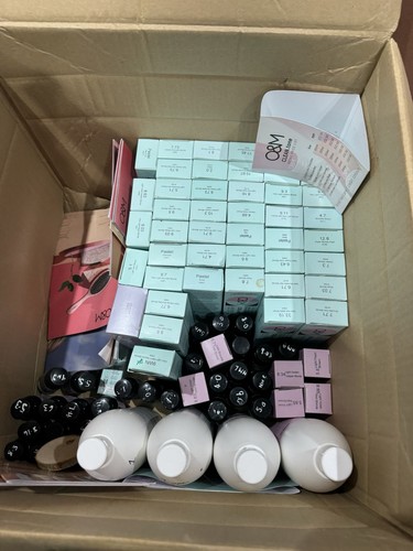 Salon colours stock - o&m,