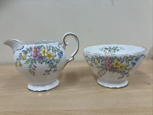 Vintage rare grosvenor china - rare,