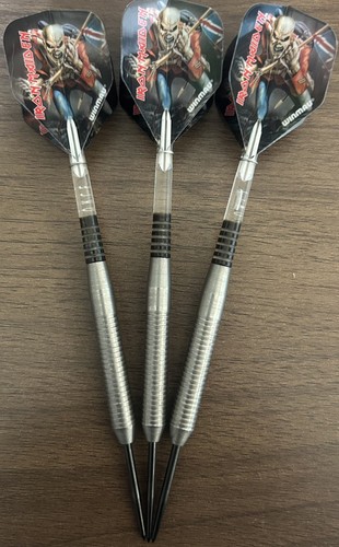Shark grip 29g - shark, darts