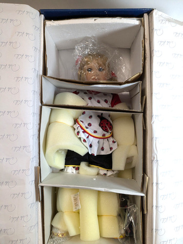 Debi kuhn doll kari master - kuhn,
