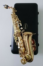 Saxophone Soprano Curved Bb Gold Finish In Hard Case - Full Chase Sax Outfit SSC