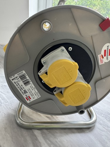 Brennenstuhl 110v cable reel - 110v,