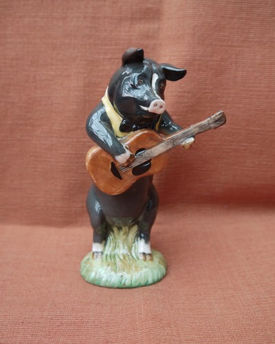 Beswick pig promenade - beswick, "pig