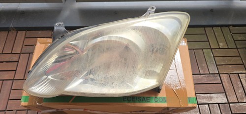 Toyota corolla headlight set - toyota,