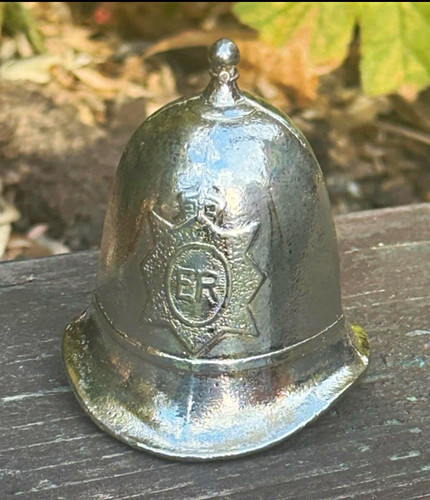 Vintage novelty table bell - table,