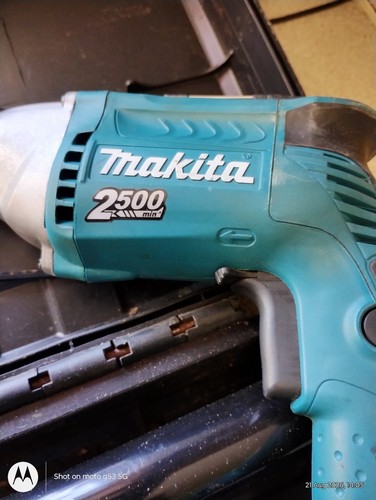 Makita 2500 rpm screw - rpm, gun