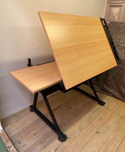 Art craft table fully - art,