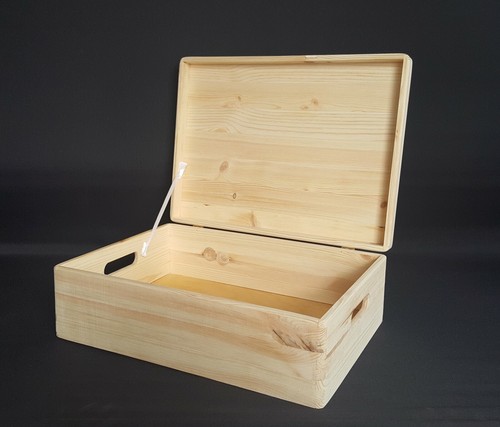 Wooden box with lid - wooden,
