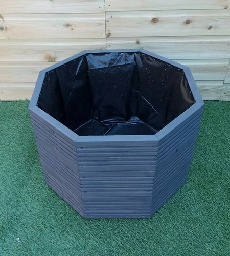 Raised garden pond - raised,