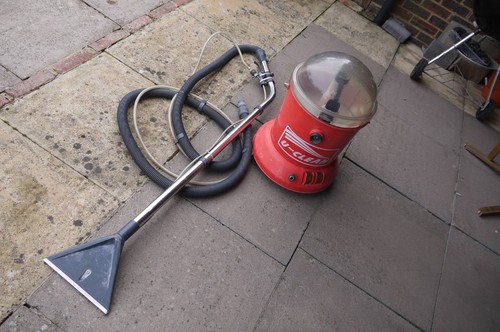 Clean wet valet machine - u-,
