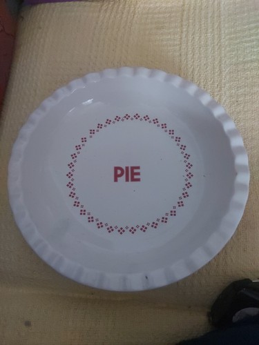 Vintage ceramic pie - ceramic, pie/flan