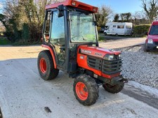 KUBOTA B2400 COMPACT TRACTOR 3 POINT LINKAGE PTO BI STEERING HYDROSTATIC DRIVE