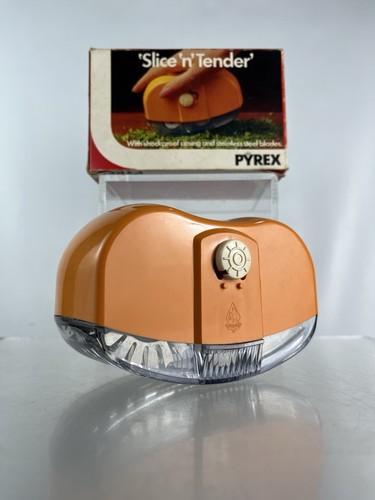Vintage pyrex slice tender - slice, n