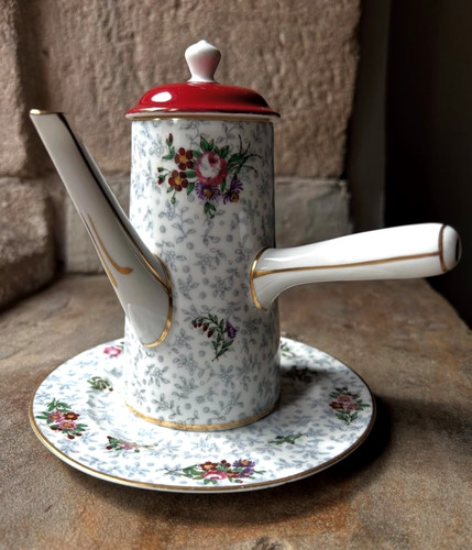 Antique royal doulton - royal,