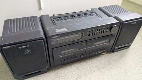 Sony radio cassette - cassette, tape