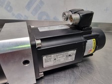 Rexroth MSK050B0300-NN-M2-UG0-RNNN Servo Motor | c/w GTE-NN2-020A-NN20 Gear Box