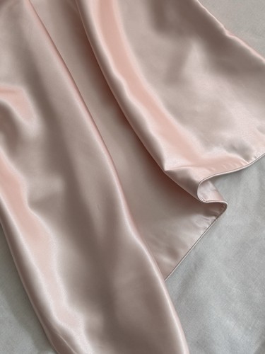 Momme mulberry silk - 22,