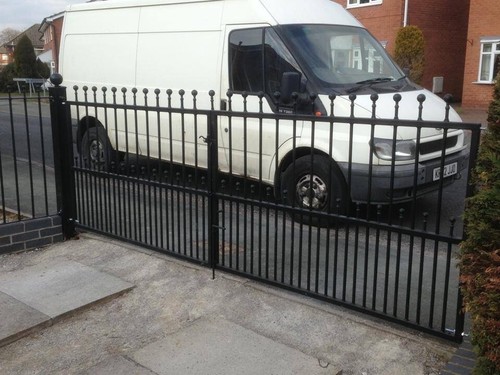 Traditional steel driveway - steel,