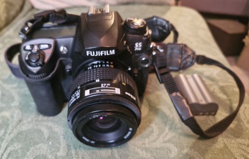 Fujifilm finepix pro - fujifilm,