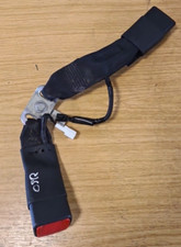 TOYOTA YARIS MK3 2015 REAR DRIVER SIDE & CENTER PASSENGER SEATBELT STALK BUCKLE