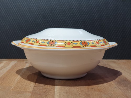 Bovey pottery serving bowl - pottery,