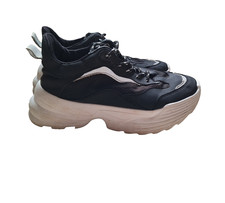 Black  & White Buffalo London