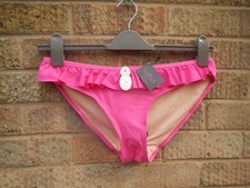 LA SENZA HOT PINK FRILLED SIZE