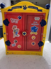 Build-A-Bear Collection includes Wardrobe,  Bed, Outfits and Accessories Bundle