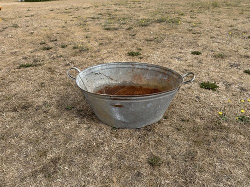 Vintage galvanised tin - tin, bath