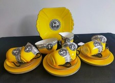 shelley Cameo Yellow Dancers