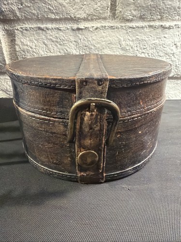 Victorian leather collar - 2, box