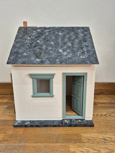 12th scale dolls - 12th, house